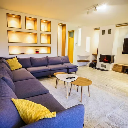 Luxurious 4bdr Retreat With Fireplace * Szarajevó