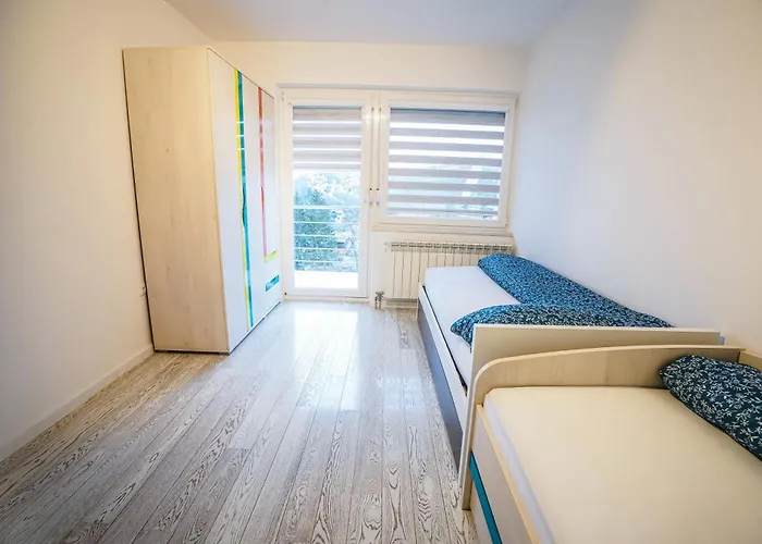 فيلة Luxurious 4bdr Retreat With Fireplace