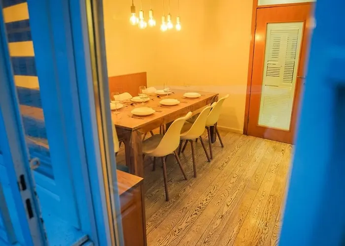 فيلة Luxurious 4bdr Retreat With Fireplace *