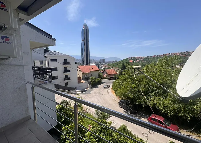 Luxurious 4bdr Retreat With Fireplace فيلة *